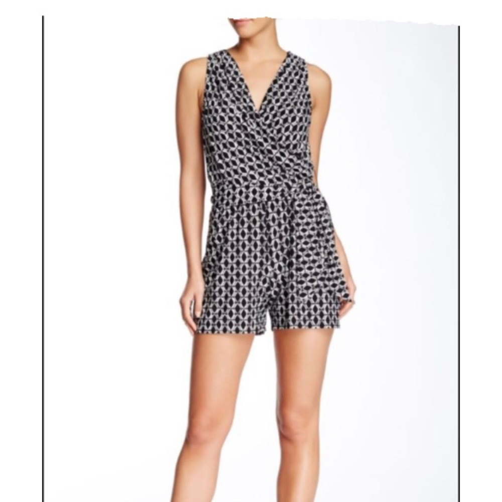 💥Petite Romper — excellent condition